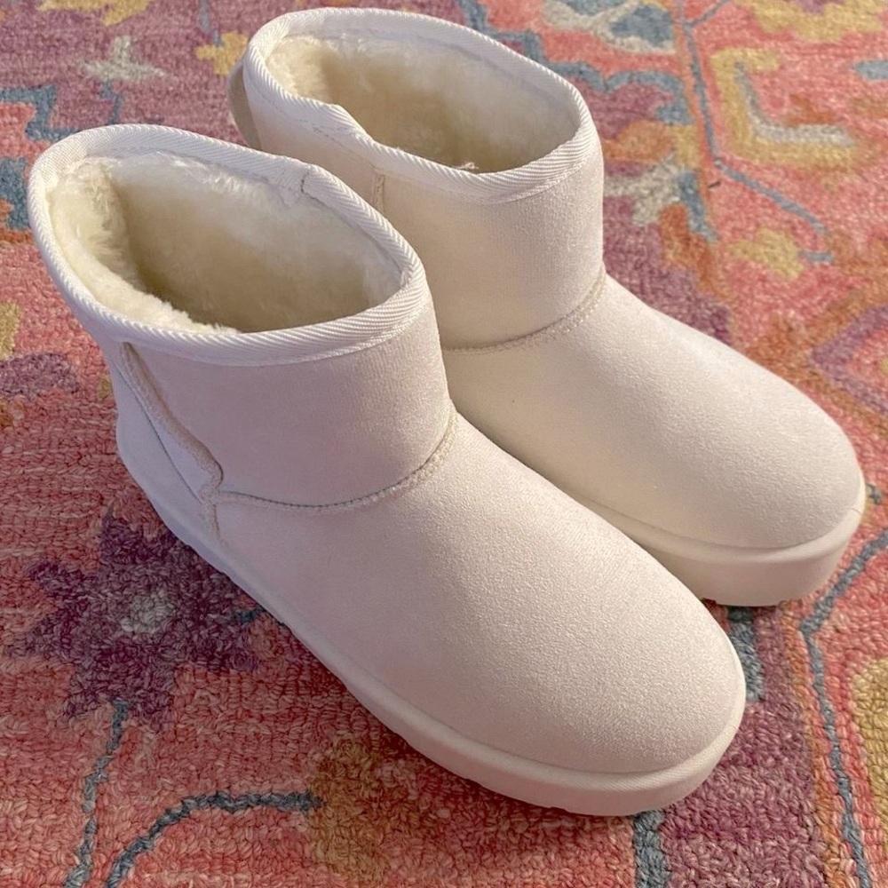 Cozy White Women's Boots